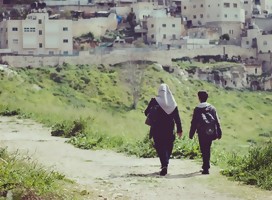 Niños palestinos, instrumentos de sus líderes
