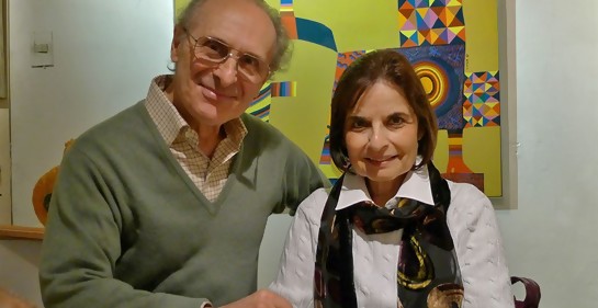 Con Clara Ost, de la gran colección de arte nacional contemporáneo, a la medalla Delmira Agustini 