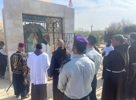 Singular ceremonia Franciscana se lleva a cabo bajo protección israelí, donde antes había un campo minado
