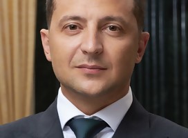 https://commons.wikimedia.org/wiki/File:Volodymyr_Zelensky_Official_portrait_(cropped).jpg#/media/Archivo:Volodymyr_Zelensky_Official_portrait_(cropped).jpg