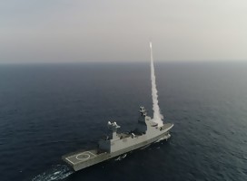 Aquí puedes ver cómo Israel adaptó la Cúpula de Hierro a la defensa en el mar