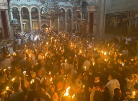 Los entretelones, la santidad y las mentiras detrás de la ceremonia del Fuego Sagrado