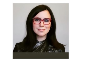 Entrevista de Carla Angola a  Ana Jerozolimski