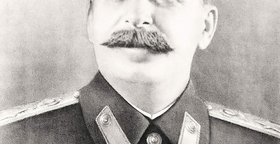 https://commons.wikimedia.org/wiki/File:Iosif_Stalin.jpg#/media/Archivo:Iosif_Stalin.jpg