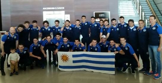 Años atrás, la delegación uruguaya antes de partir hacia Israel