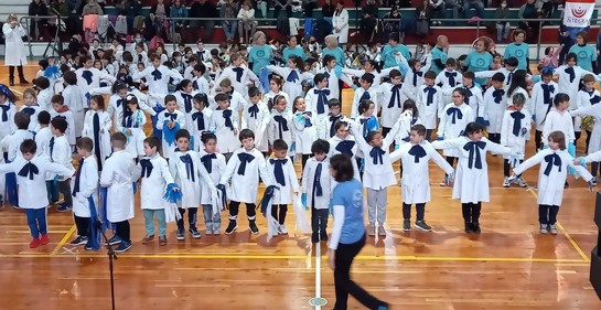 La vivencia de Liliana Slaifstein enseñando a bailar danzas israelíes fuera de la colectividad