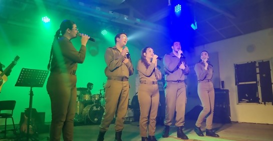  Conoce a algunas de las jóvenes israelíes que llegaron a Uruguay con la banda musical del ejército