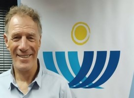 Entrevista con Roby Schindler, presidente del CCIU, en CRÓNICAS