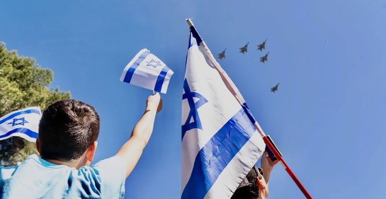 El homenaje de la Fuerza Aérea de Israel al pueblo en Iom Haatzmaut