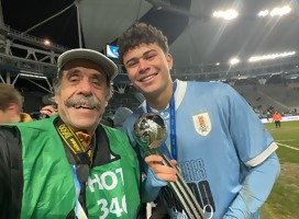 Miguel Brechner, siguiendo a la Celeste con su cámara