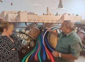 Quedó inaugurado el mural del artista Roberto Cadenas y su equipo en Zijron Yaakov
