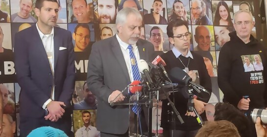 En La Haya, el  justificado orgullo del  portavoz de la Cancillería israelí