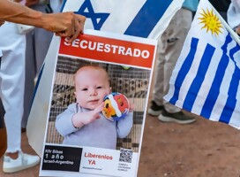 También en Uruguay se recuerda a los secuestrados y a su máximo símbolo: Kfir 