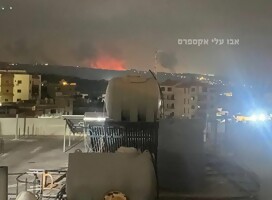 Hezbolá disparó hoy más de 320 cohetes a Israel, alerta también en Tel Aviv