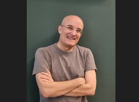 Una gran historia de amor revolucionario, en hebreo