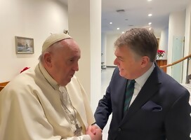  Cuando Cymerman le pidió al Papa permiso para decirle en qué se equivoca