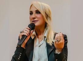Es la Presidenta de Wizo Internacional