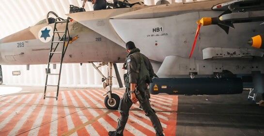 Tras misil de fragmentación disparado por Yemen a Israel, ataque a blancos hutíes en Saná