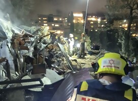 Drama en Haifa tras impacto de misil iraní en edificio