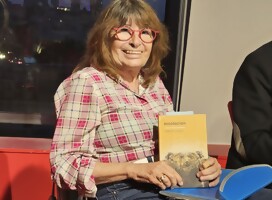 Con la escritora uruguaya Teresa Porzecanski en el Instituto Cervantes en Israel