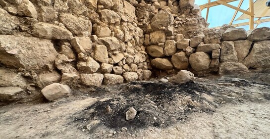 Hallan vigas de madera quemadas en la destrucción de Jerusalem, primer Templo