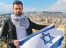 Yoseph Haddad, árabe israeli, ataca la mentira del genocidio Ciudadano árabe cristiano defensor de Israel, explica la mentira del genocidio