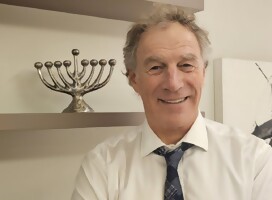 Entrevista especial con Roby Schindler que finaliza esta semana su presidencia del CCIU Entrevista especial con Roby Schindler que finaliza esta semana su presidencia del CCIU