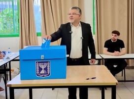 Yousef Jabarren, jefe de la Lista Árabe Unificada (Foto: cuenta en X) Las dos caras de una coalición con los partidos árabes